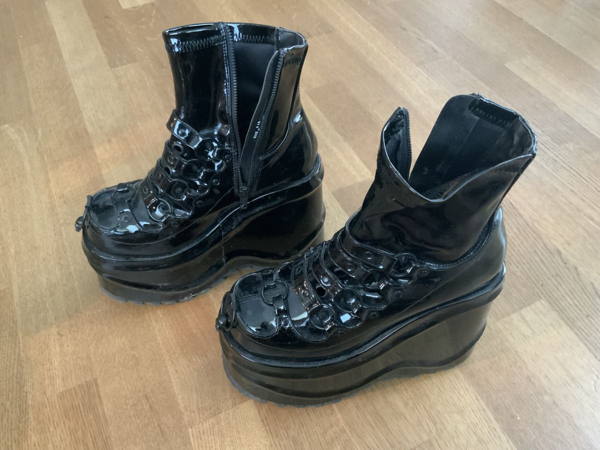 Chaussures femmes: Demoniacult Wave 110, Grösse 39 – D'occasion à Domat/Ems par scarnuz1 2