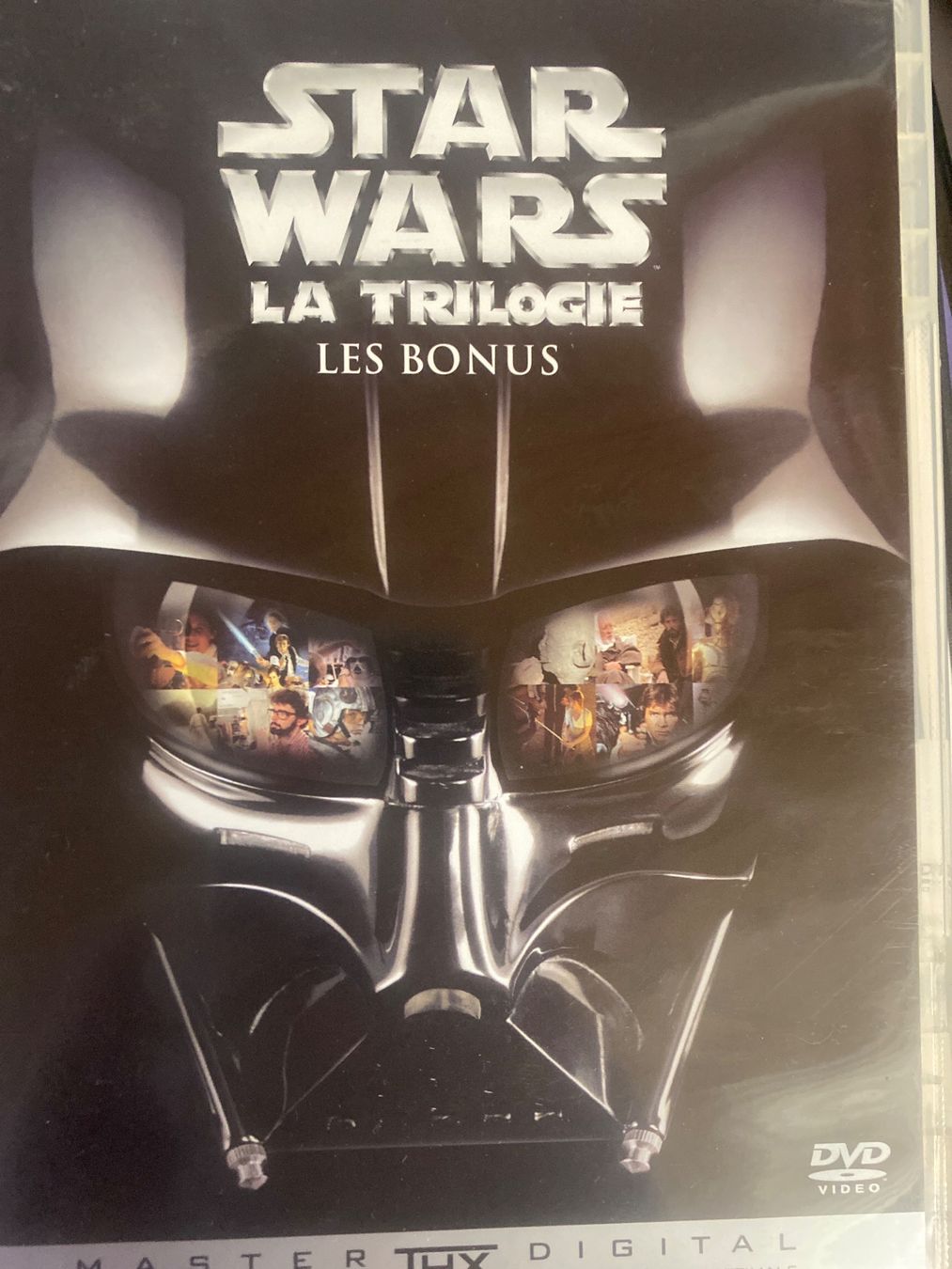 Tutti i DVDs: DVD - Star Wars La Trilogie Les Bonus – Usato da Le Brassus venduto da cinema13