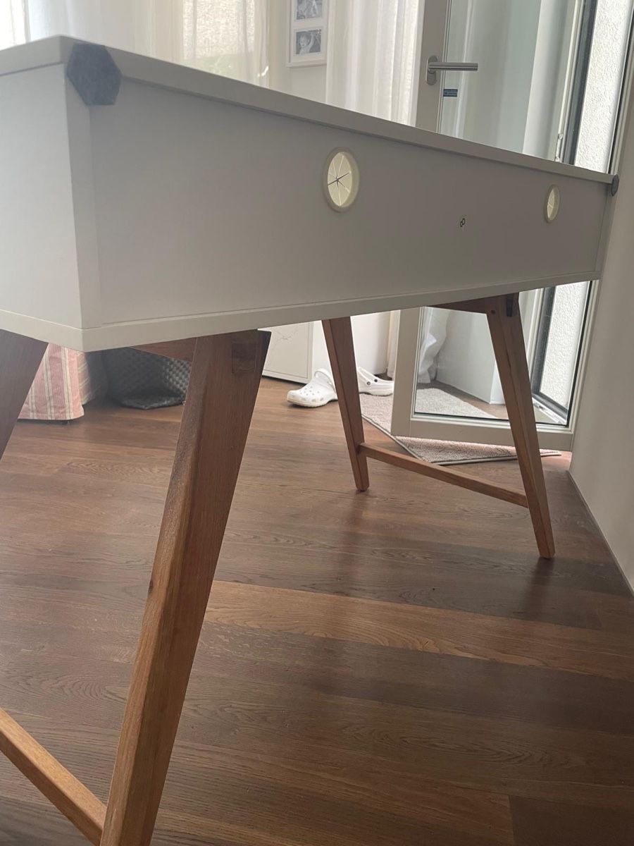 Scrivanie: Bürotisch – Usato da Uetikon am See venduto da lau_5jpz 1