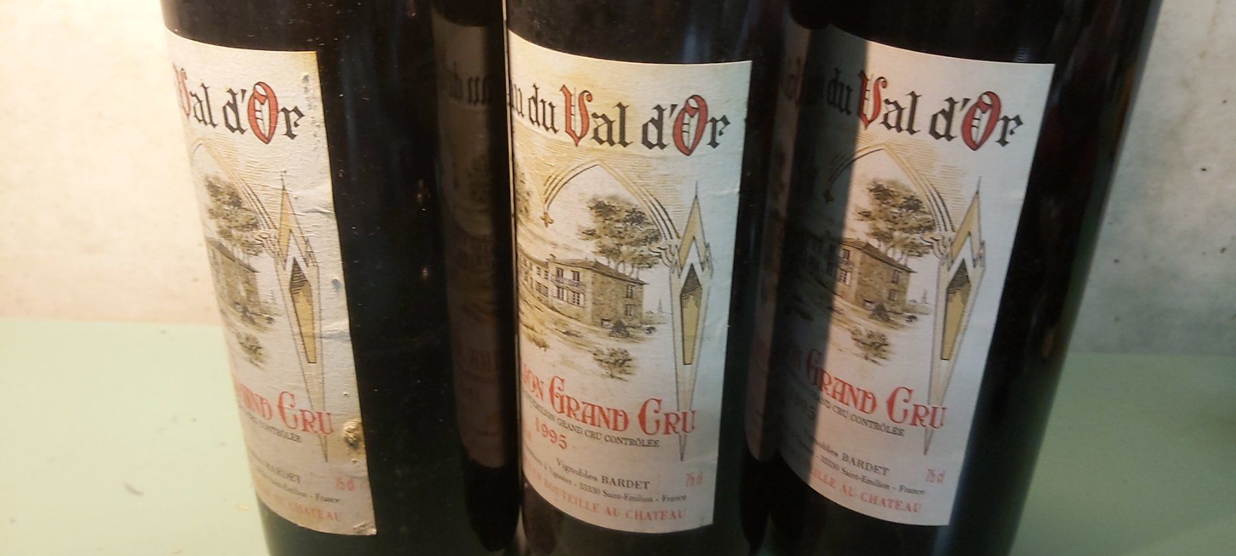 Wein: 3 Flaschen Château du Val d'Or 1995 – Neu (gemäss Beschreibung) aus Uffikon von Betterwo 2