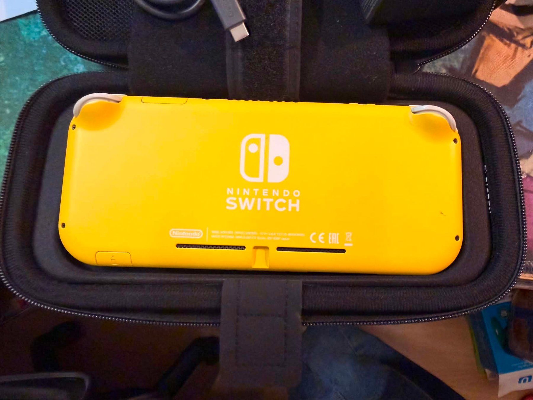 Nintendo Console: Console Nintendo Switch Lite Yellow – Usato da Giubiasco venduto da Ticinerd 1