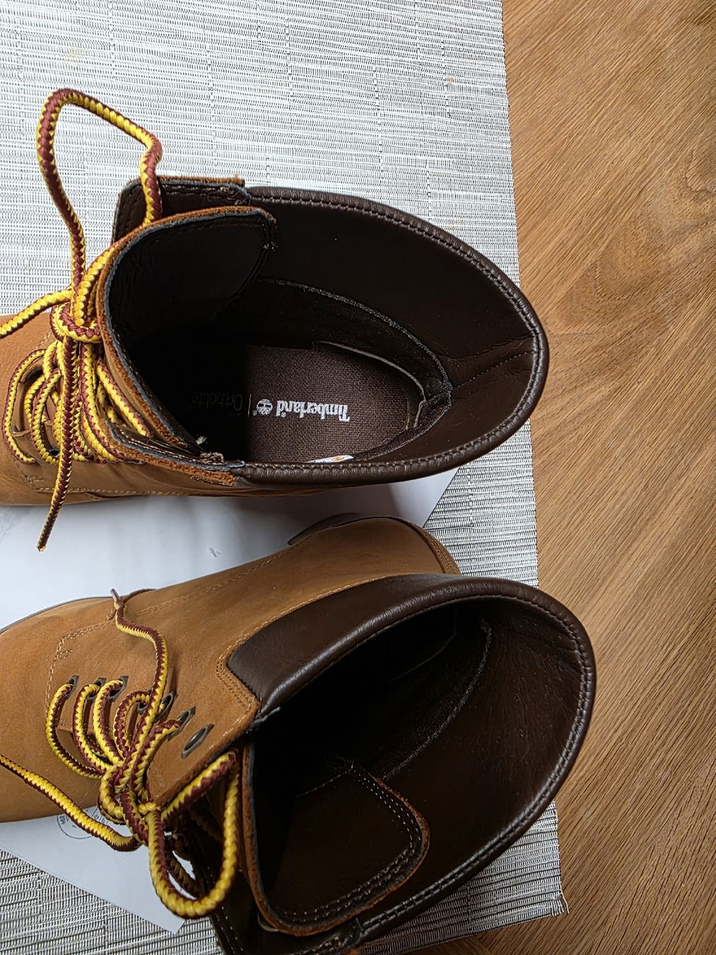 Timberland Scarpe da donna: Timberland Damenstiefel mit Absatz, Grösse 40 – Usato da Schlieren venduto da jen_x559 6