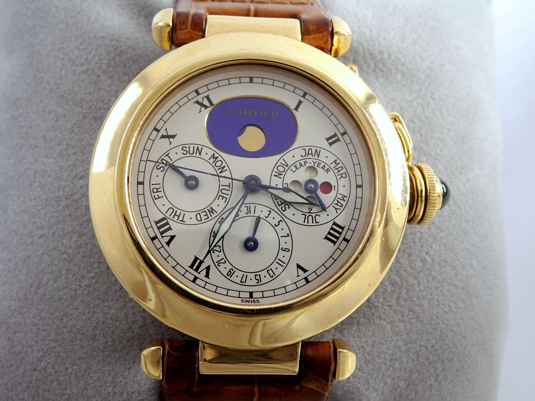 Cartier Uhren: CARTIER PASHA 18K EWIGER KALENDER REF. 30003 MONDPHASE – Gebraucht aus Zürich von SWISSTIMEARTS-AG 1