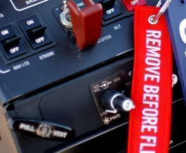 Schlüsselanhänger & - bänder: ★Alpha REMOVE BEFORE FLIGHT Schlüsselanhänger★ – Neu und originalverpackt aus Tägerwilen von Swiss-Ricardo 8