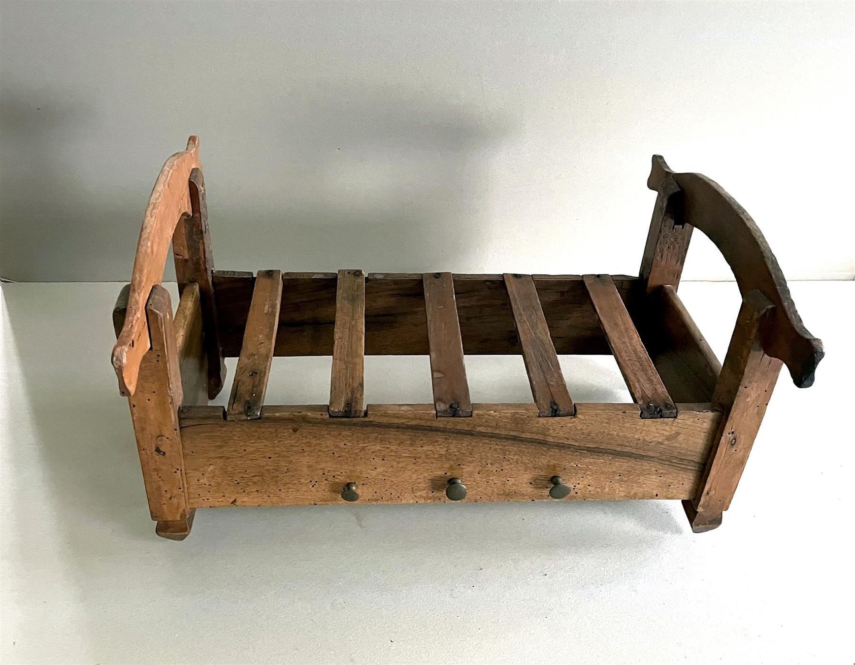 Bambole: Alte Puppe & Bett - Ancienne poupée & lit – Usato da Savagnier venduto da Ne2065 9