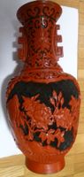 FANTASTISCHE ANTIKE CHINA ROT LACK VASE--2.)----23 x 11 CM