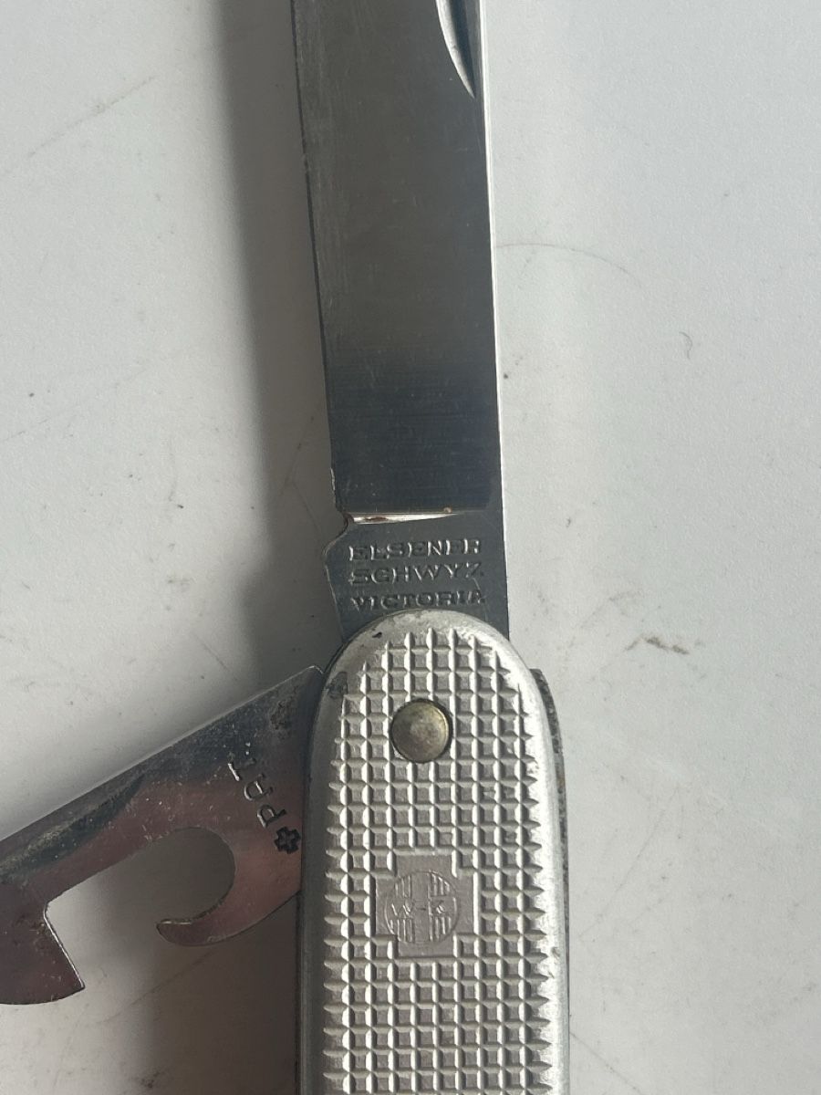 Taschenmesser: Taschenmesser Wenger 1970(S29) – Gebraucht aus Neuenhof von SchnaeppliAllerlei 2
