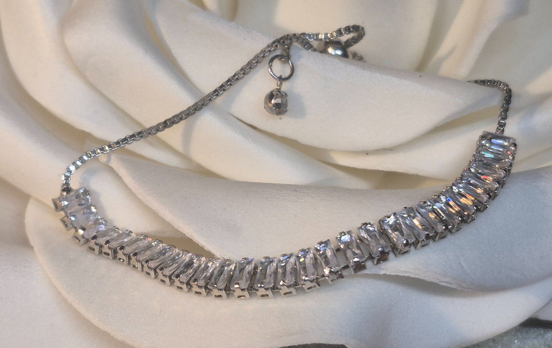 Bracciali & Braccialetti: Bracciale donna zirconi rettangolari regolabile argento – Nuovo (secondo la descrizione) da Giubiasco venduto da Stefaniav 3