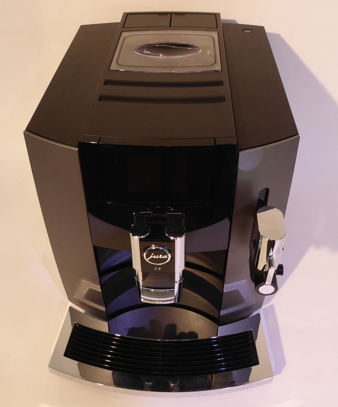 Jura Macchine per caffè & Macchine per espresso: Jura E 8 Kaffeemaschine voll Automat – Usato da Bern venduto da blaukreuz-brocki_BE 3