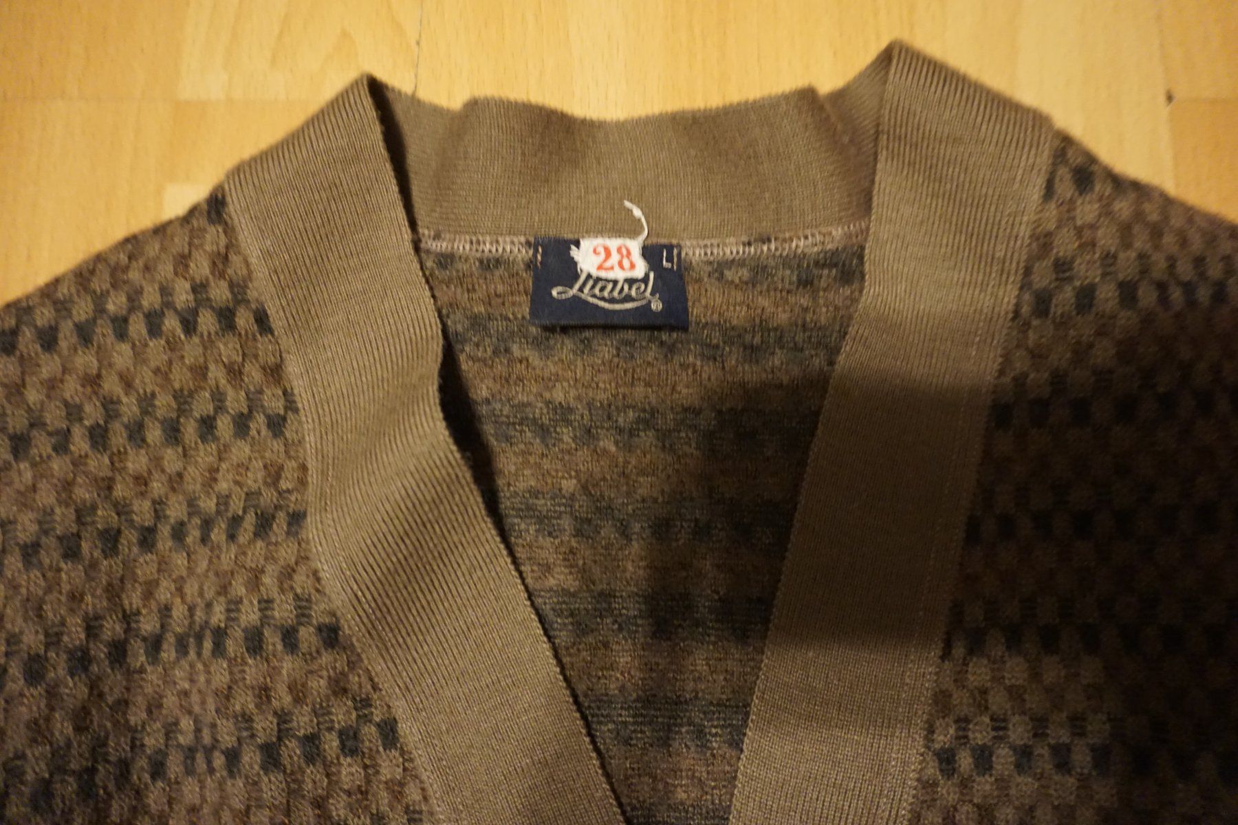 Gilet & Giacche: Retro Strickweste / Gilet, Grösse L – Usato da Zürich venduto da einalemjena 2