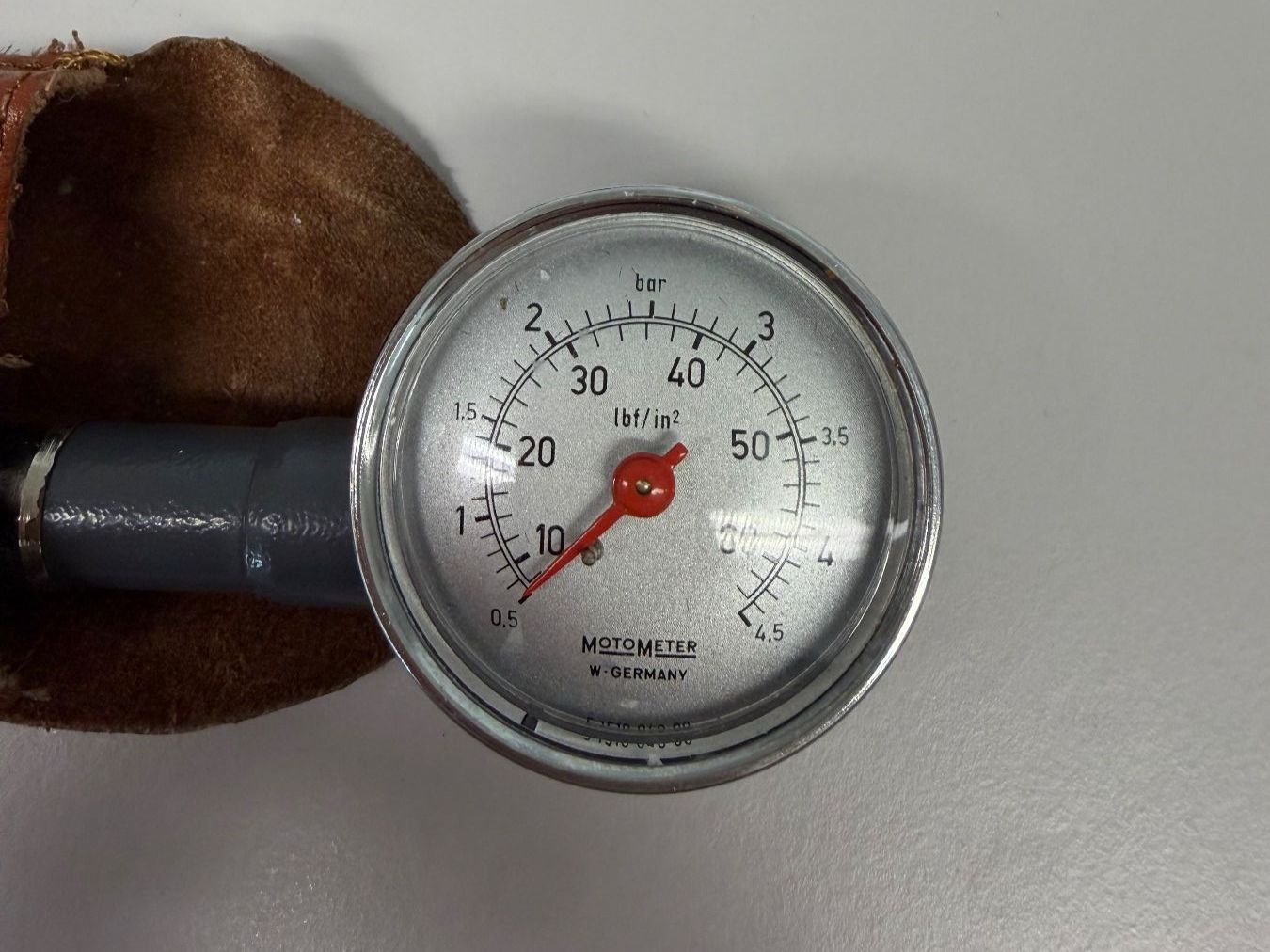 Misurare: Historisches Motometer – Usato da Gümligen venduto da Brocki-Reimal-Stift 1