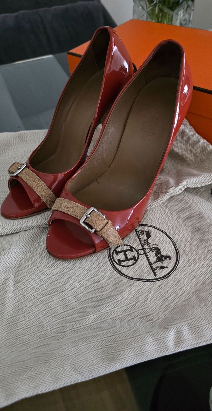 Hermès Scarpe da donna: Hermes Pumps, Gr 38.5, 1mal getragen – Nuovo (secondo la descrizione) da Baden venduto da Olie7 4