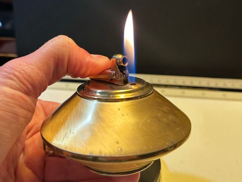 Accendini: Ibelo Table UFO Lighter – Usato da Zürich venduto da RatsTreasure 1