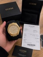 Guess Herrenuhr goldfarben mit Steinbesatz neuwertig