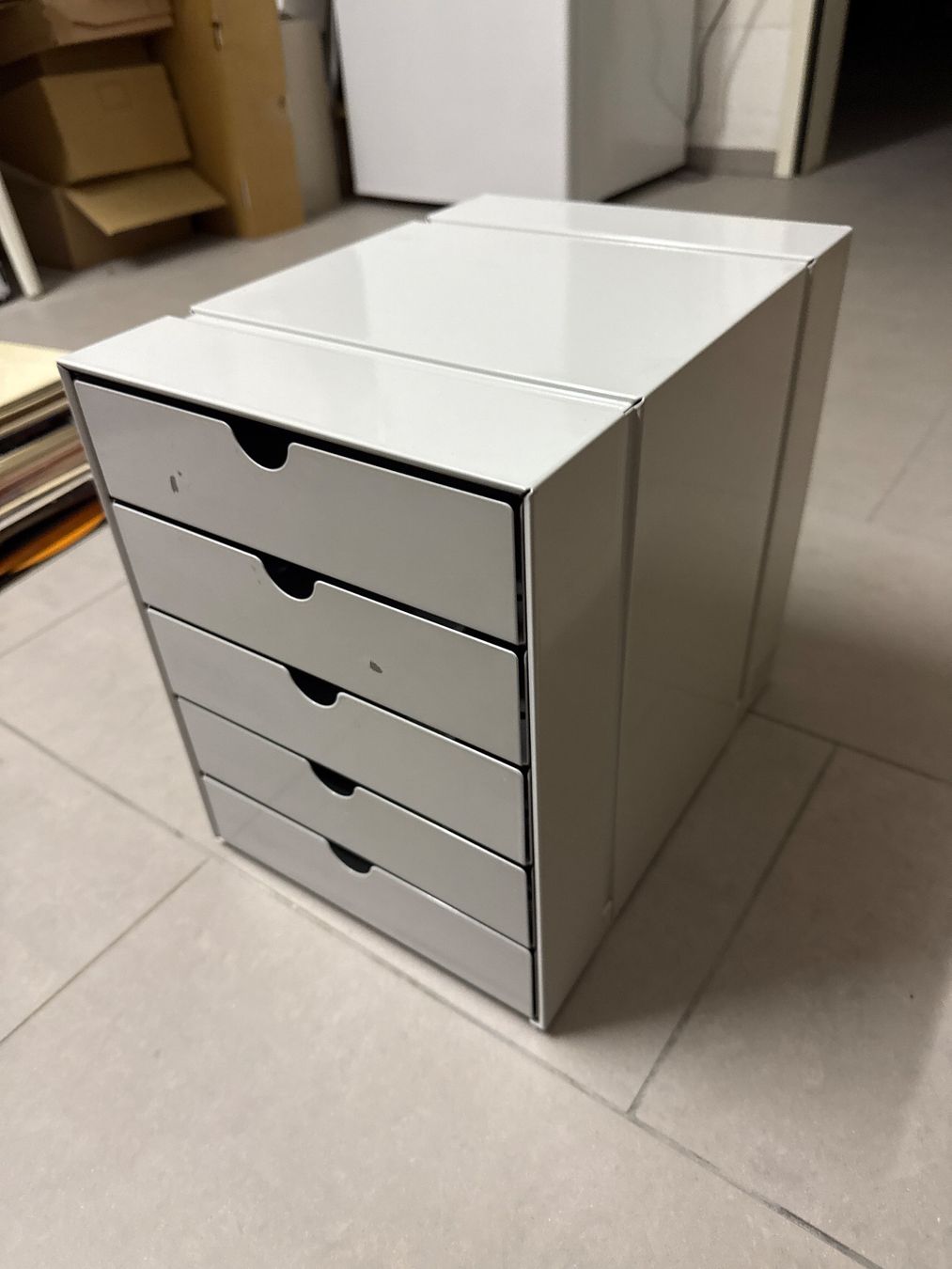 USM Sistemi di archiviazione: USM Haller Schubladenbox – Usato da Freidorf TG venduto da sarotiko 2
