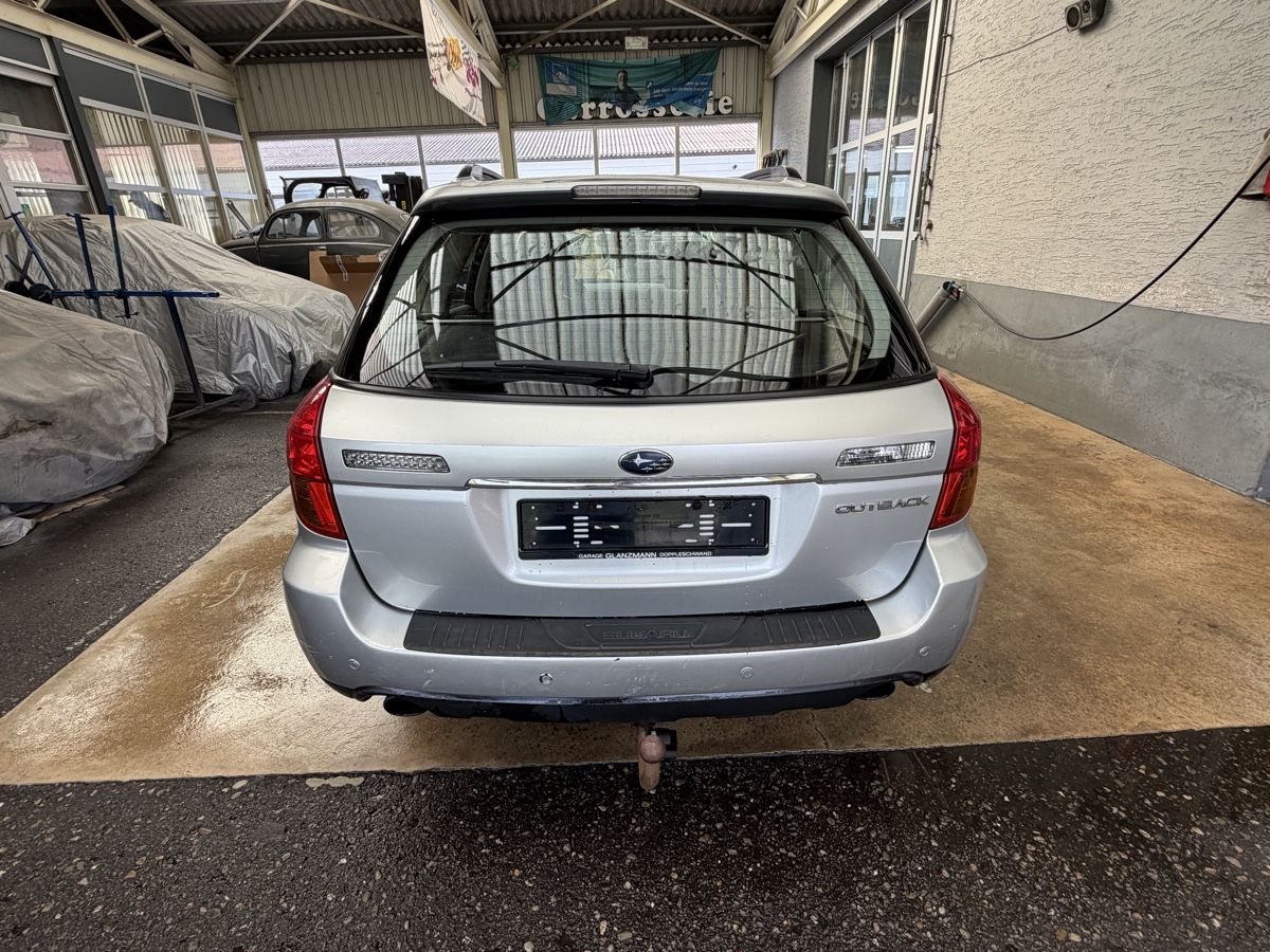 Subaru Autos: Subaru Outback 2.5i – D'occasion à Hasle LU par flavio79 2