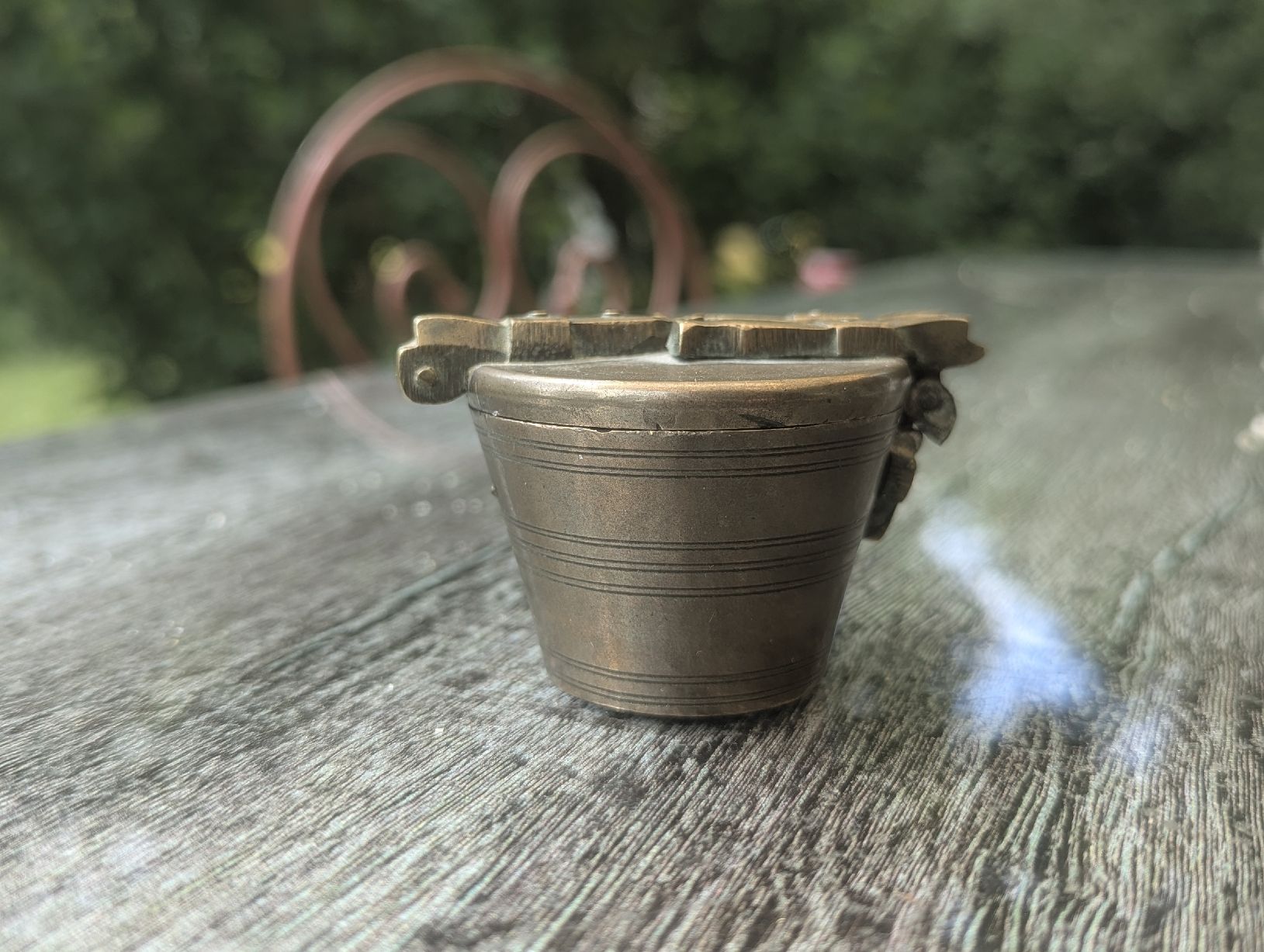 Bilance e pesi: 19th C. Brass Nesting Apothecary Bucket Weights Set Repair  – Difettoso da Erlinsbach SO venduto da Meytalien 1