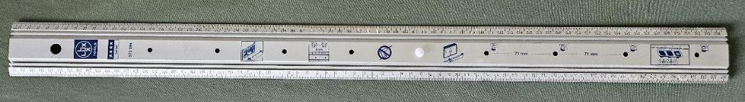 Altro in Scrittura & Disegno: 75 cm Alu Massstab neu – Nuovo (secondo la descrizione) da Intragna venduto da Digger3