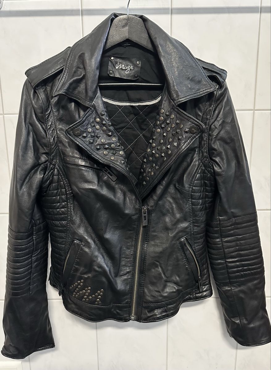 Giacche: Coole Maze Lederjacke oder Gilet mit Nieten – Nuovo (secondo la descrizione) da Beringen venduto da Swisscat01