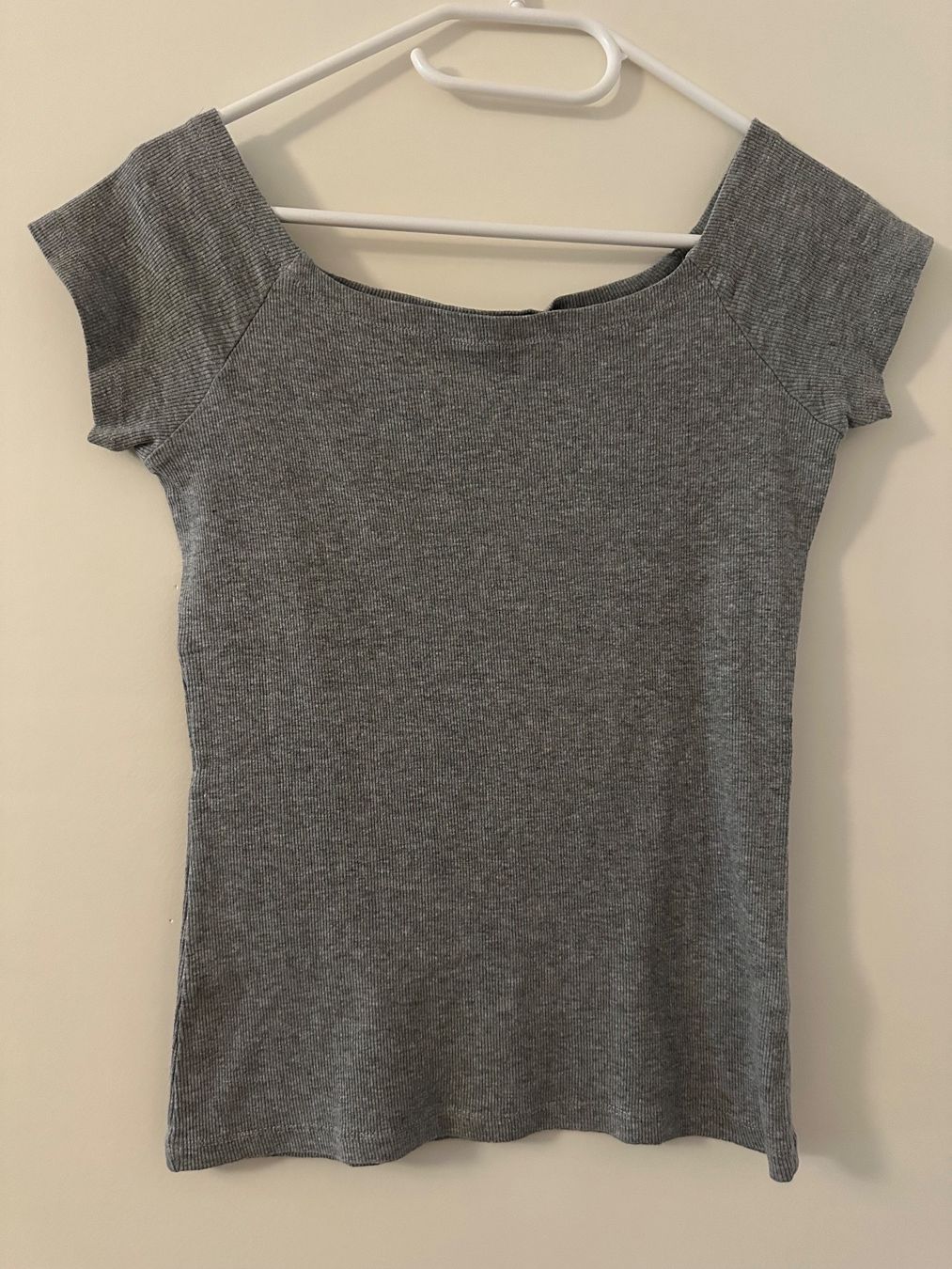 T-shirt: Chicorée Kurzarmshirt grau – Usato da Trimbach venduto da Goldchild_8