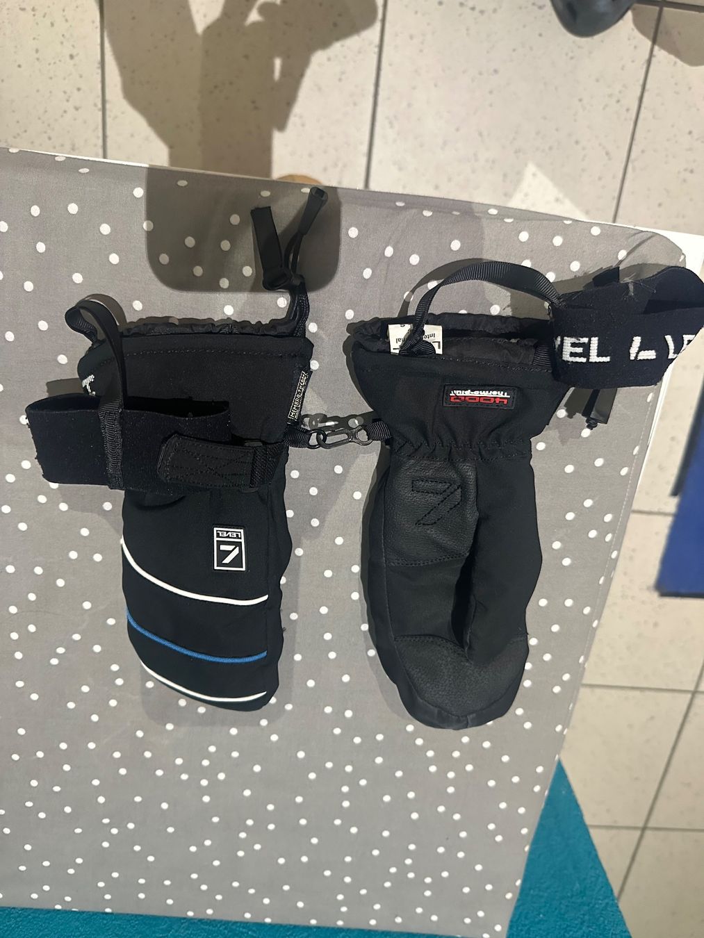 Handschuhe & Handstulpen: Handschuhe – Gebraucht aus Krauchthal von Sukra1 1