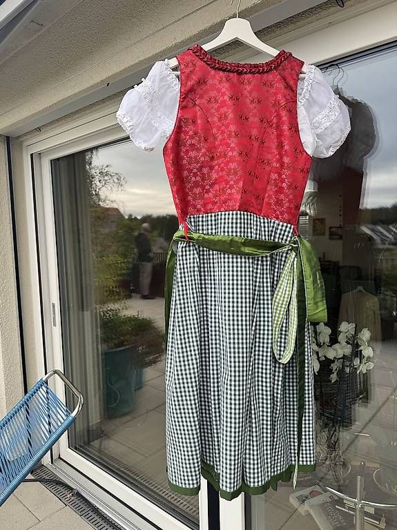 Kleider: Original Dirndl – Gebraucht aus Zweidlen von Claudia065 1