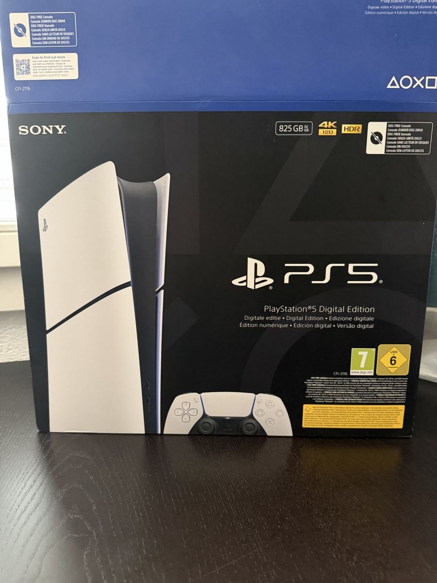 Sony Console: PS5 Digital Edition 825 GB – Nuovo e nell'imballaggio originale da Spiez venduto da vvo_627h
