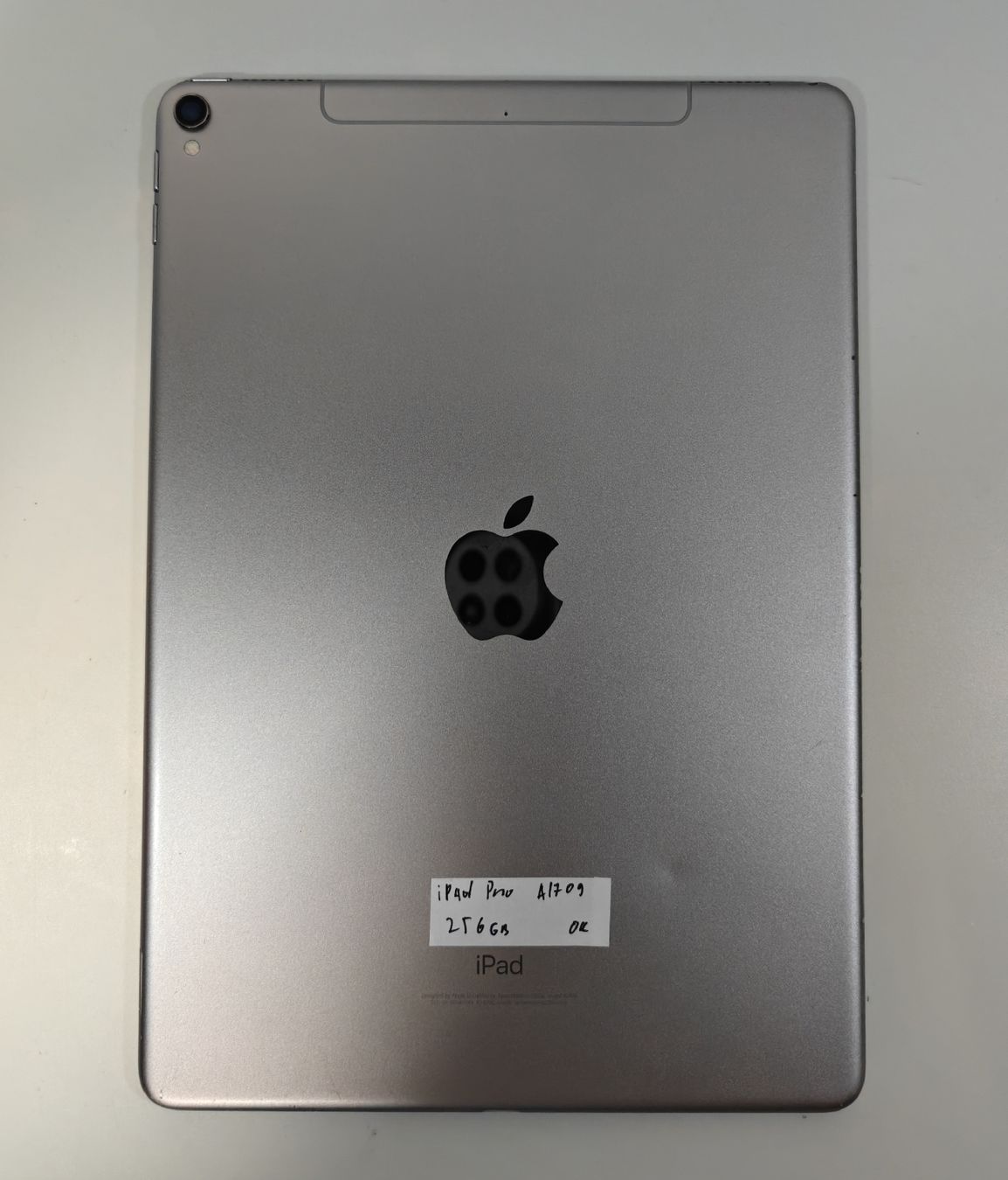 Apple Tablet PC: Apple iPad Pro 10.5 – Usato da Ehrendingen venduto da Rocky985 2