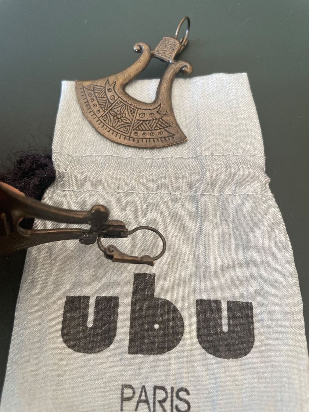 Ohrringe & -stecker: Boucles d’oreilles UBU Paris – Neu (gemäss Beschreibung) aus Sion von Linkebeek 2