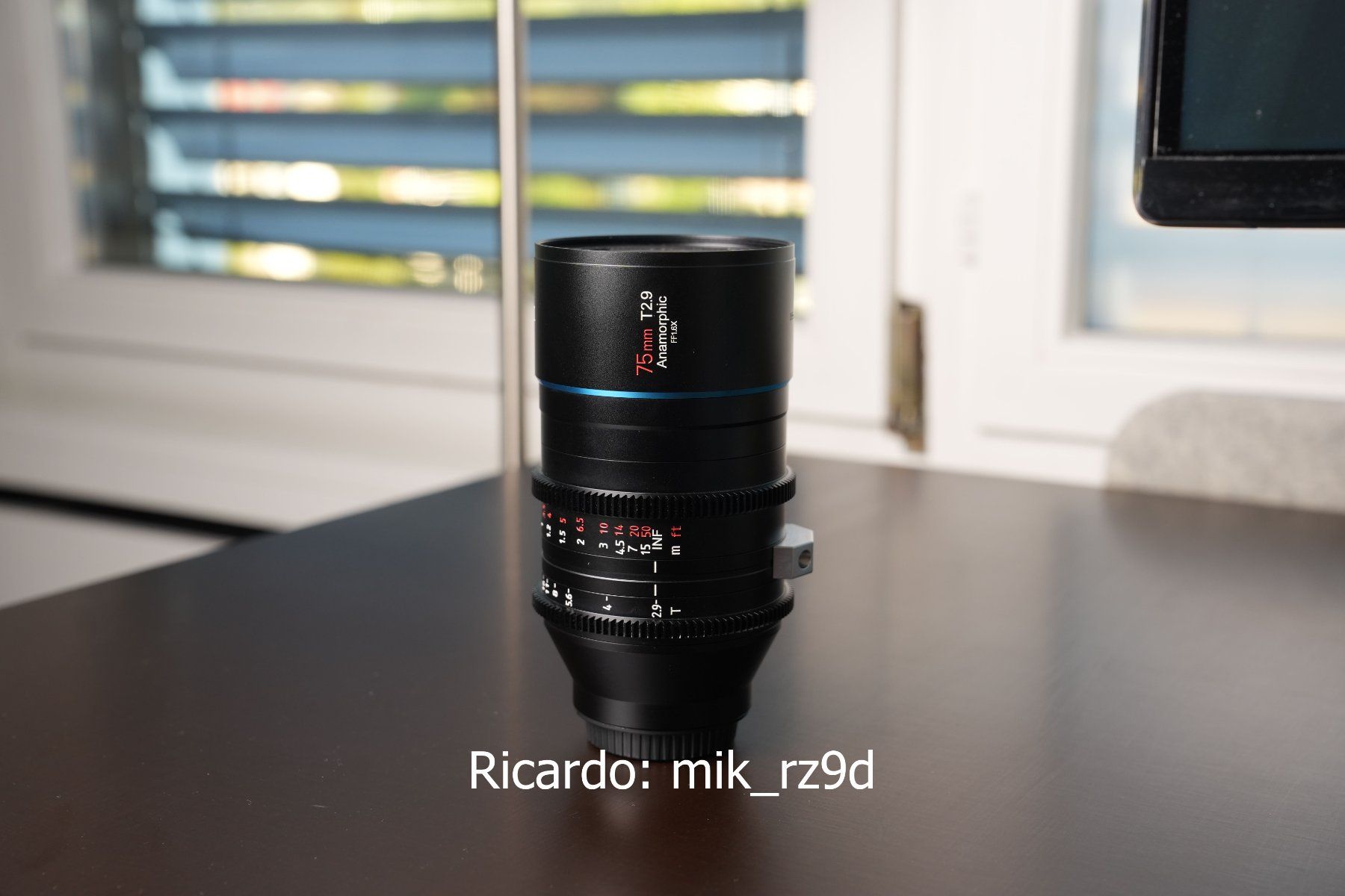 Sirui Objectifs: Sirui Venus 75mm T2.9 1.6x Vollformat Anamorphic Sony E – D'occasion à Gossau SG par mik_rz9d 2