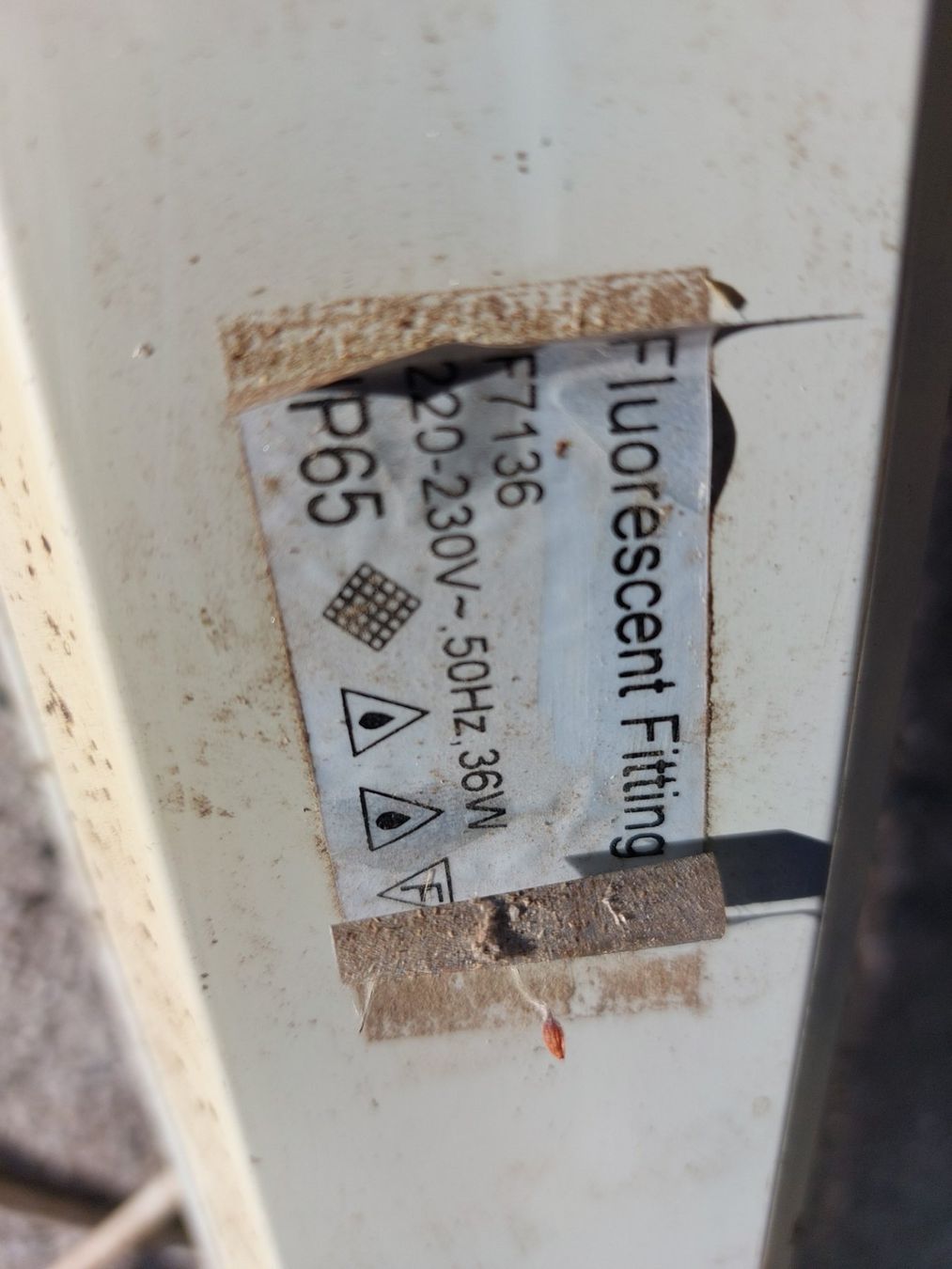 Lampade: Restposten Nenoenröhren – Usato da Landquart venduto da Tractospeed01 3