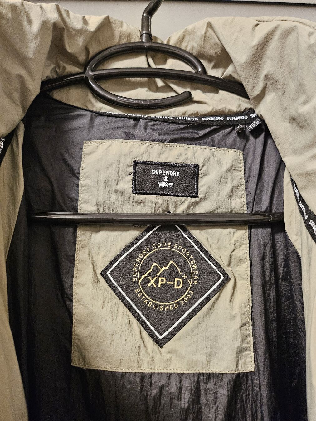 Superdry Cappotti: Superdry Wintermantel Grösse 38 – Usato da Baar venduto da Naedels-Kreationen 7