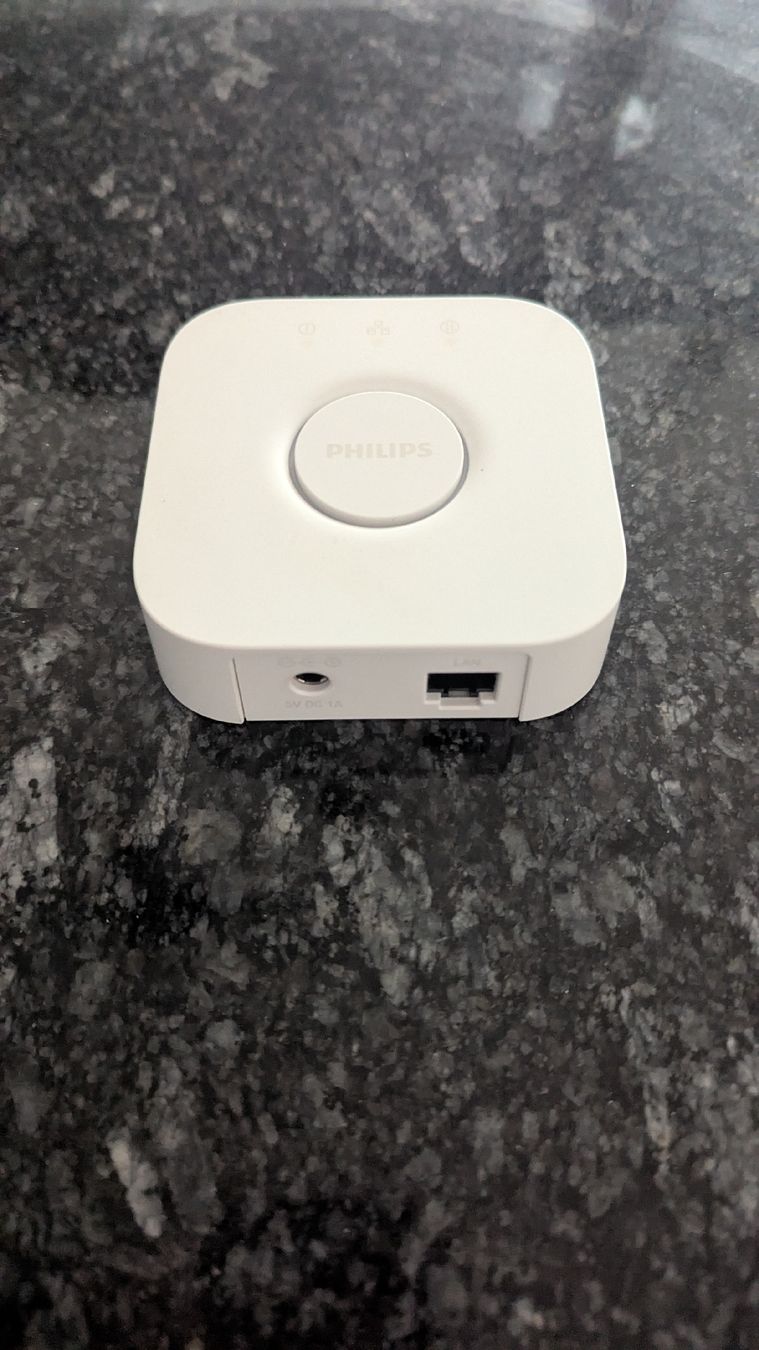 Philips Hub & Switch: Philips Hue bridge – Usato da Aesch ZH venduto da Simon_92