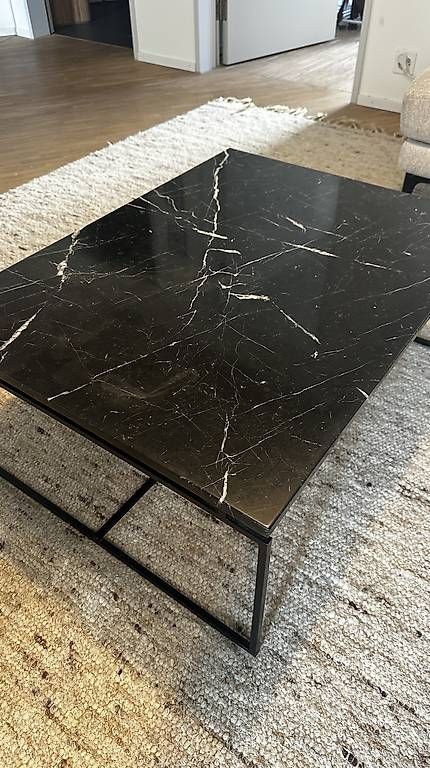 Tavoli: Echter Marmor Couchtisch – Usato da Zürich venduto da Scriptum 1