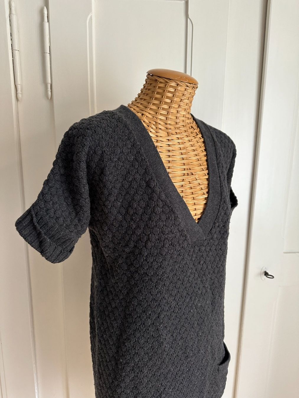 Mango Pulls & Sweat-shirts: MANGO - Longstrickpullover grau M – D'occasion à Zürich par Diazaio 1