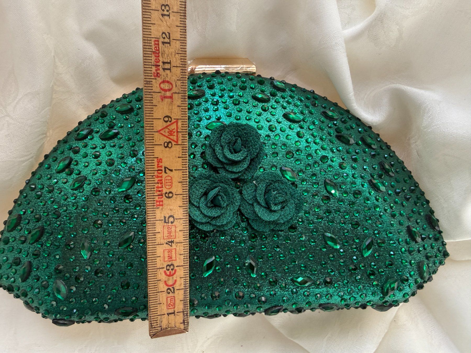 Borse da donna: Wunderschöne Abendtasche mit Kettenriemen - NEU – Nuovo e nell'imballaggio originale da Vacallo venduto da cri_229f 4