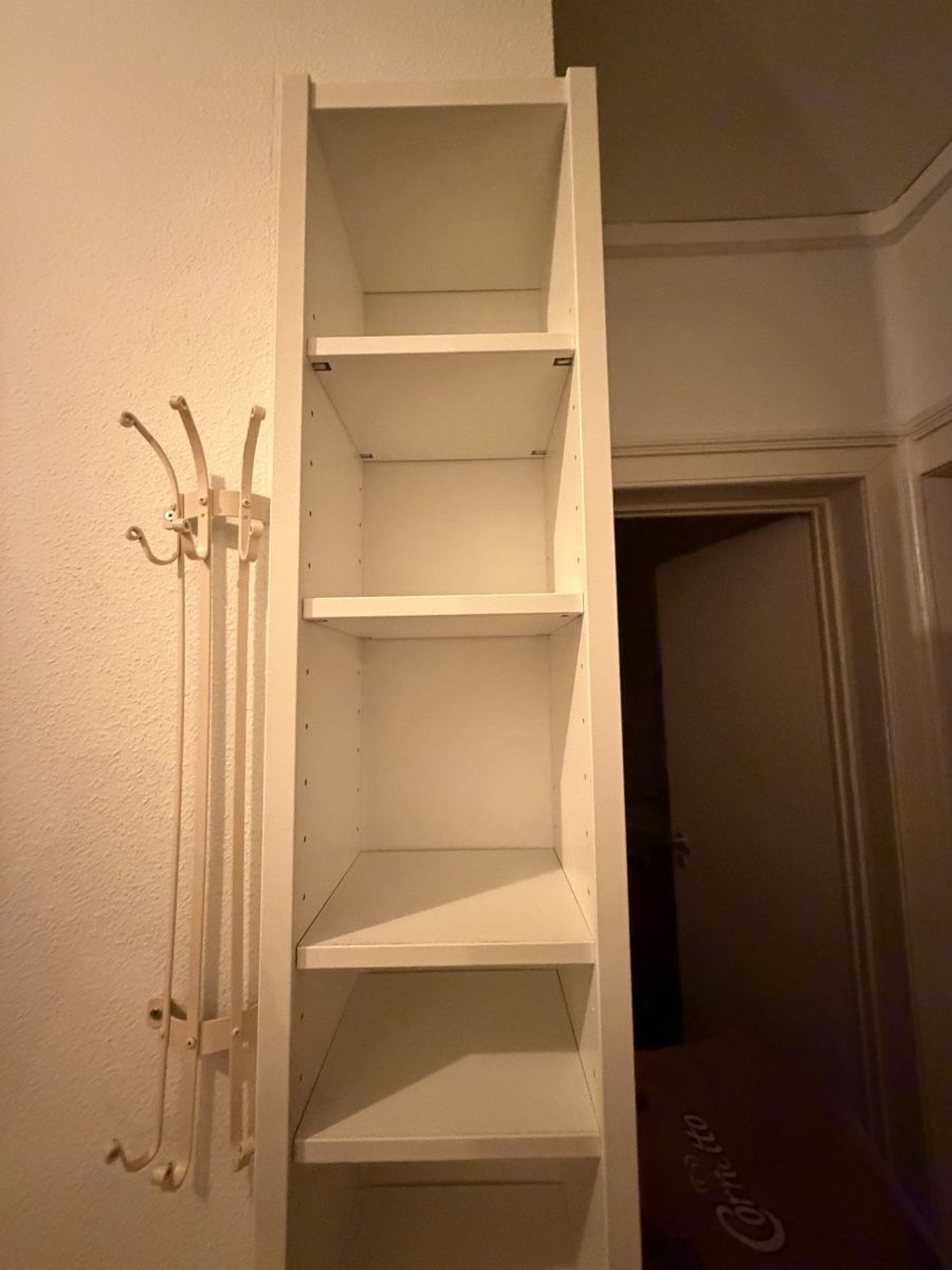 Scaffali: Gnedby Regal weiss – Usato da Zürich venduto da alice.rose