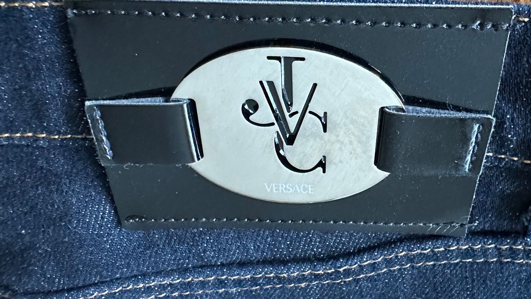 Versace Jeans: Versace Jeans Couture Damen 29 – Usato da Liestal venduto da Ballybs 2
