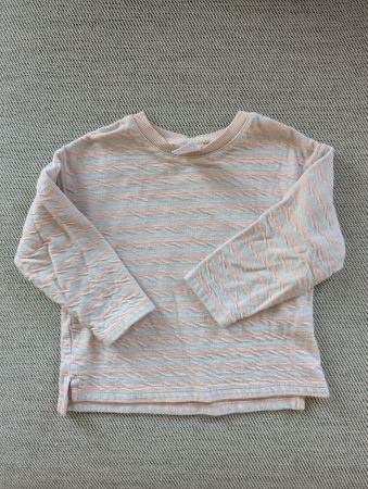 T-shirt Zara rayé 5 ans (110 cm) – couleurs vibrantes