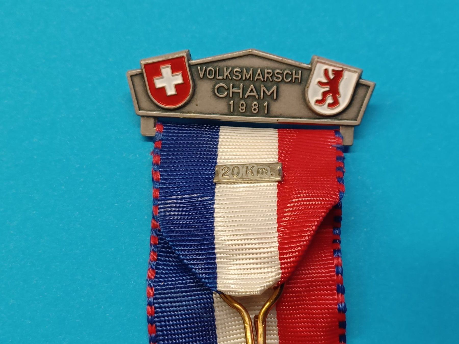 Medaglie: Zug - Ansicht vom See 1981 (B232) – Usato da Schwanden GL venduto da Suvorov 1