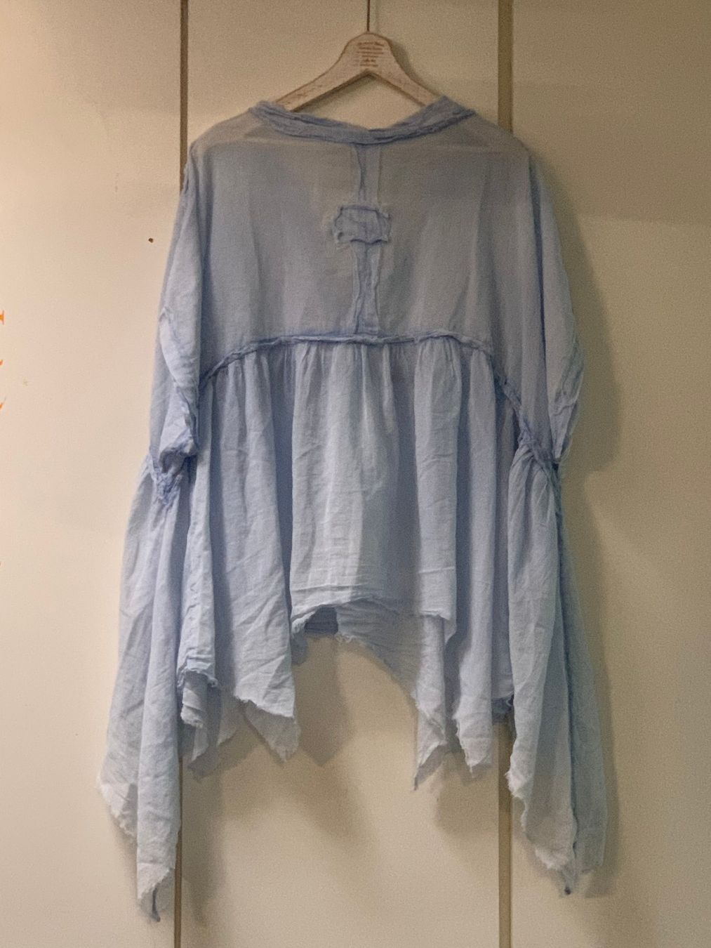 Tuniques: Damen Tunika hellblau weiter Schnitt, neu, onesize 42-48 – Neuf (Voir description) à St. Gallen par Miousch 6