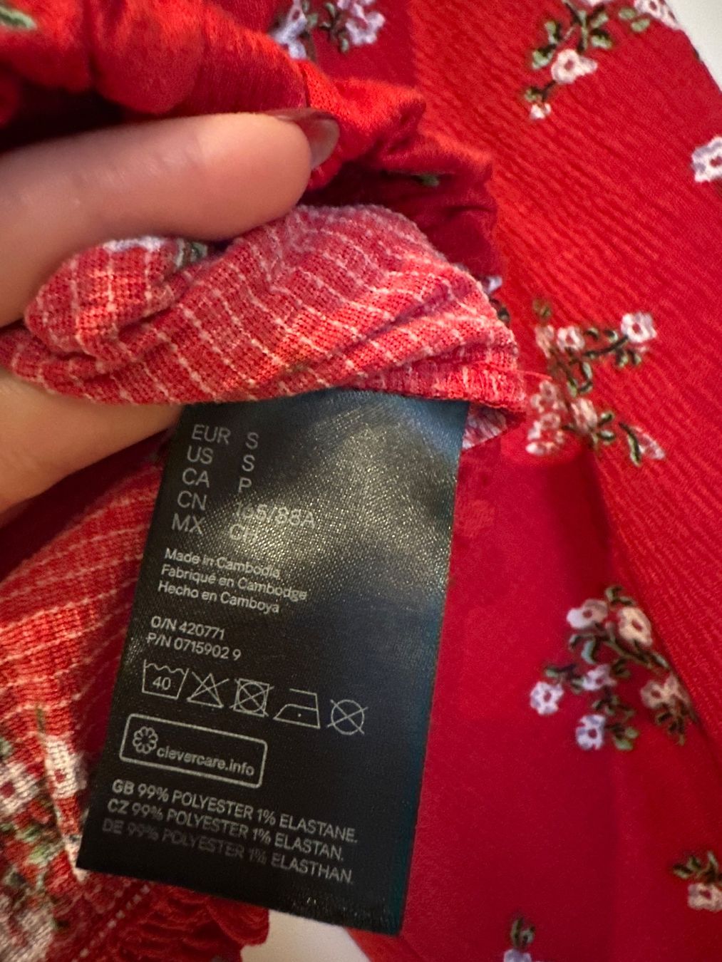 H&M Top: Rotes H&M Divided Carmen-Top mit Blumenmuster, Grösse S – Usato da Zürich venduto da cfh_cg22 3