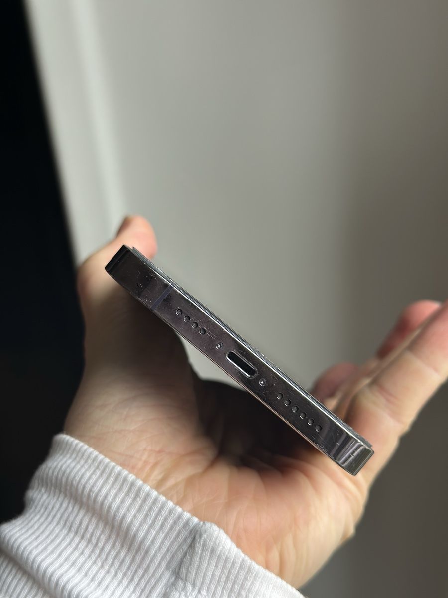 Apple Telefoni cellulari / Smartphones: iPhone 14 Pro Max - Violett, 1 TB Speicher – Usato da Basel venduto da FatmaCan52 3