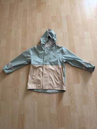 Regenjacke ungefüttert Grösse 110/116