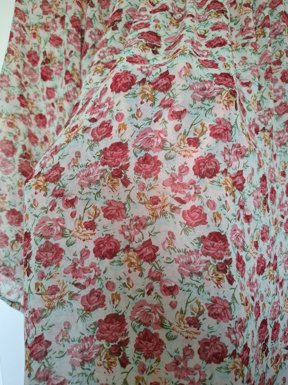 Camicette: Blouse Vintage à fleurs  – Usato da La Tour-de-Peilz venduto da Marin_nette 2