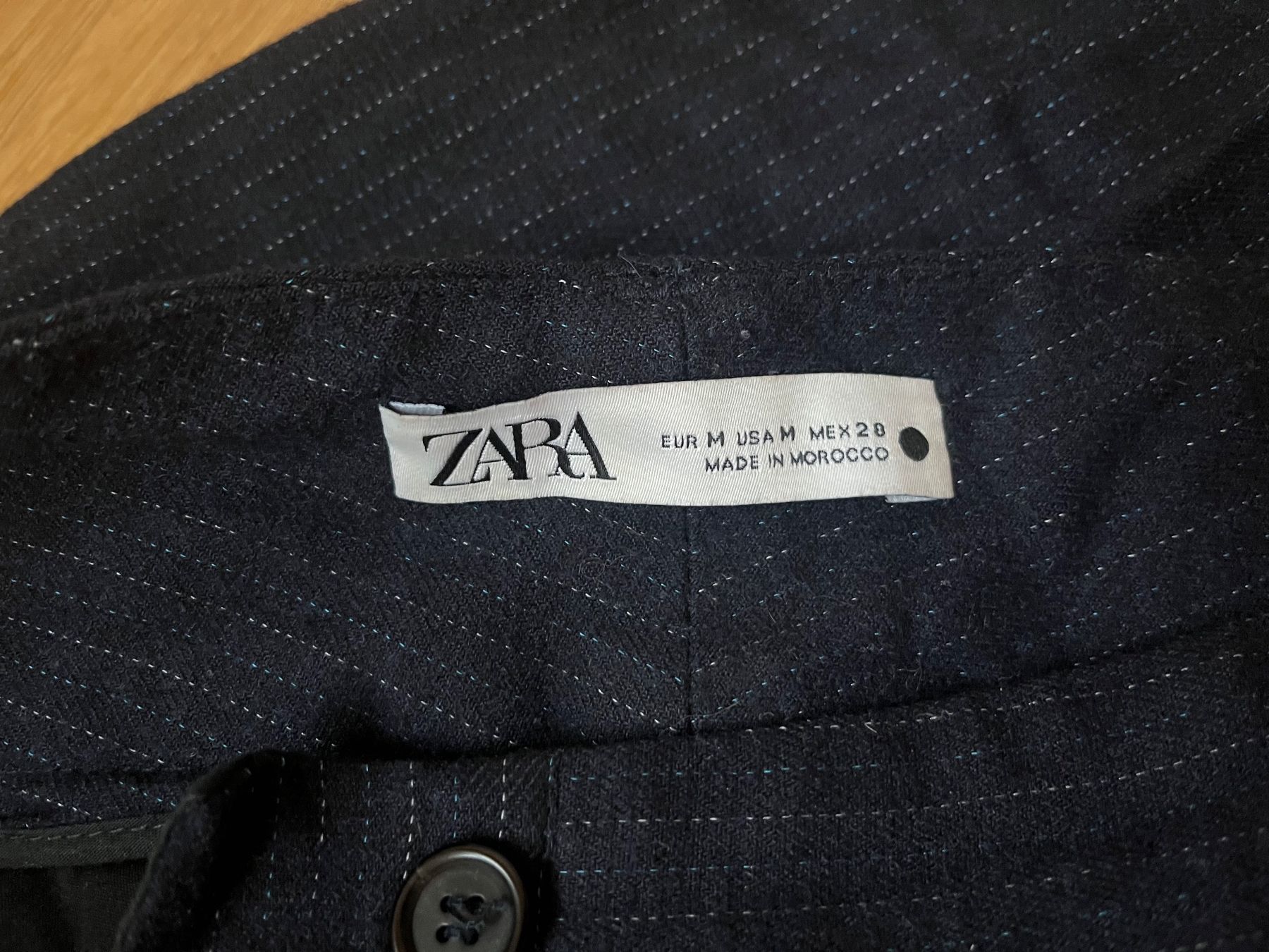 Pantaloni: Blaue Anzugshose Low Waist – Usato da Bern venduto da aleebii 3