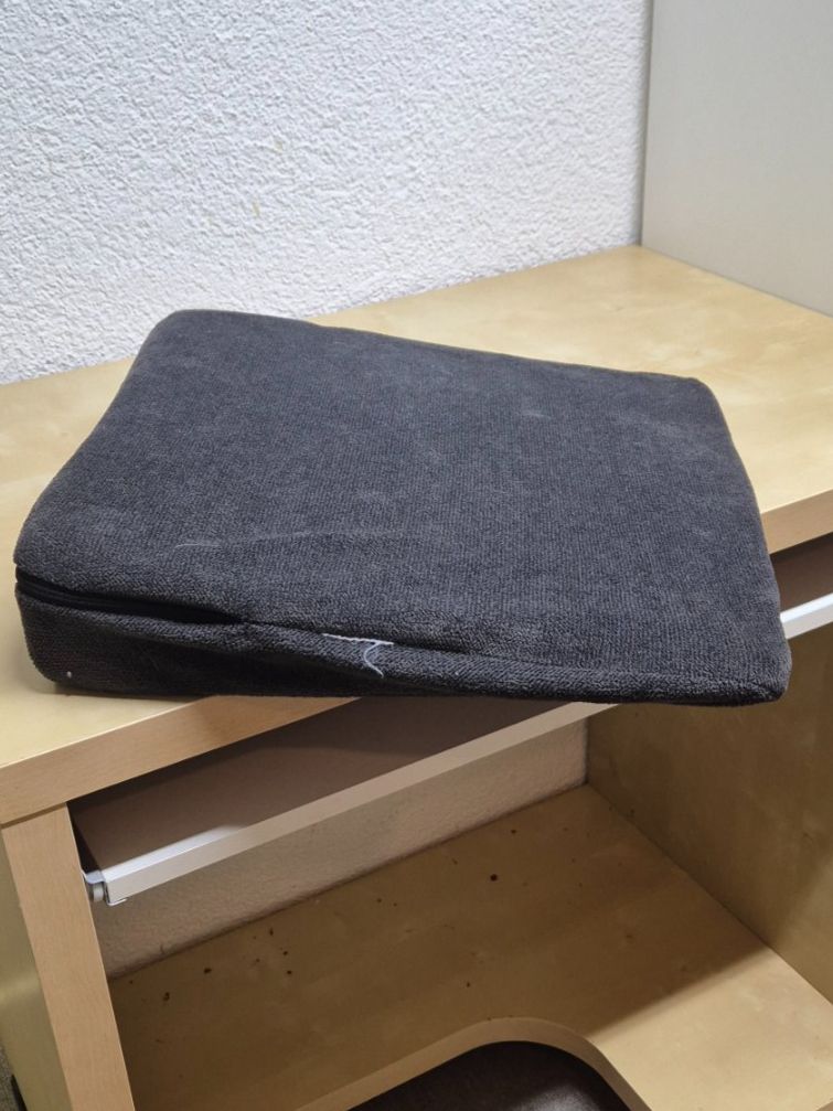 Coussins: Keilkissen – D'occasion à Huttwil par Hpb7