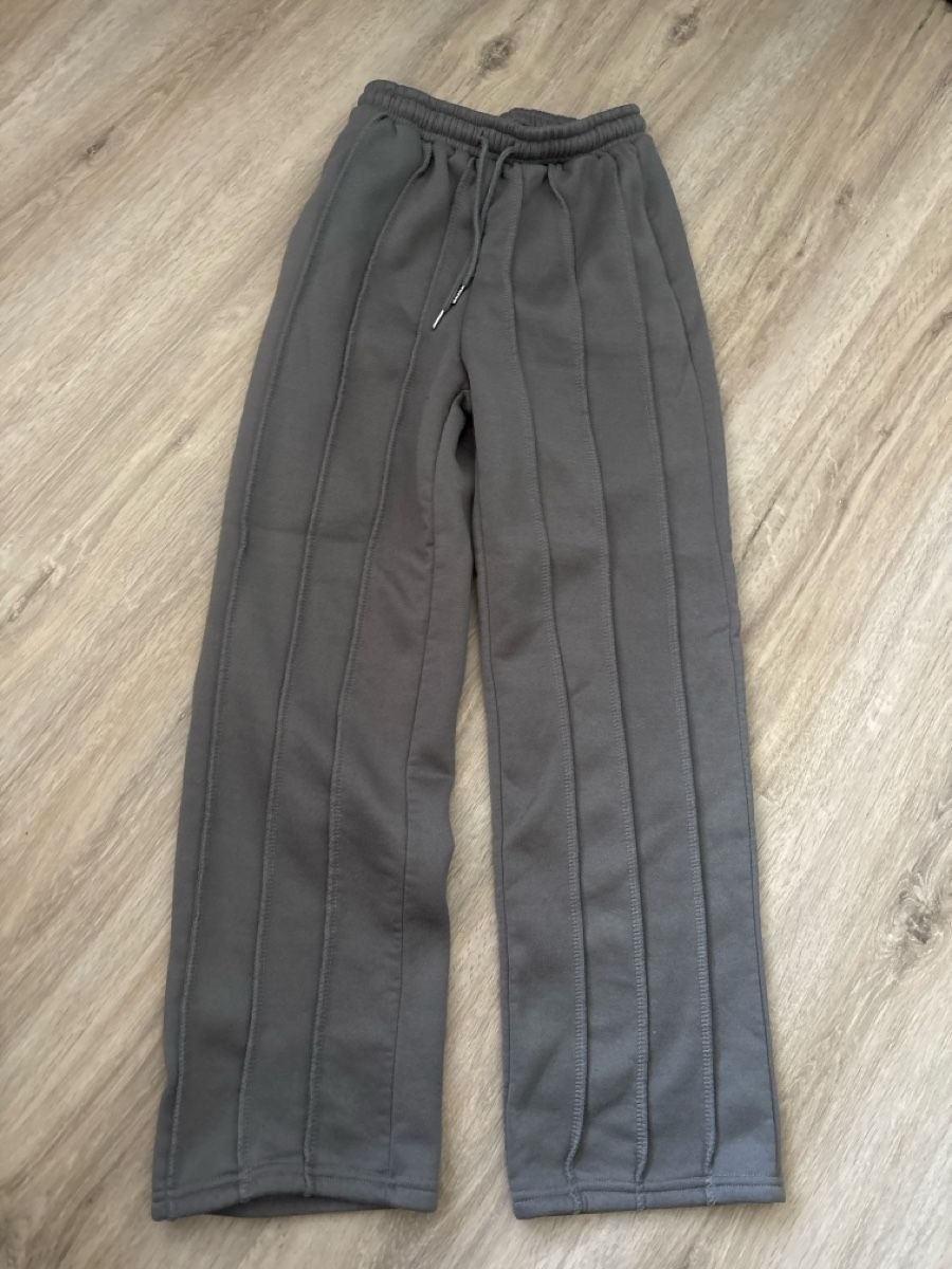 Shein Pantalons: Shein Pantalon gris taille S  – Neuf (Voir description) à Delémont par Ma_LoU.01