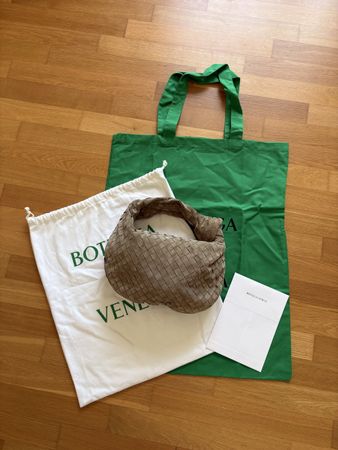 Bottega Veneta - Teen Jodie Suede Taupe