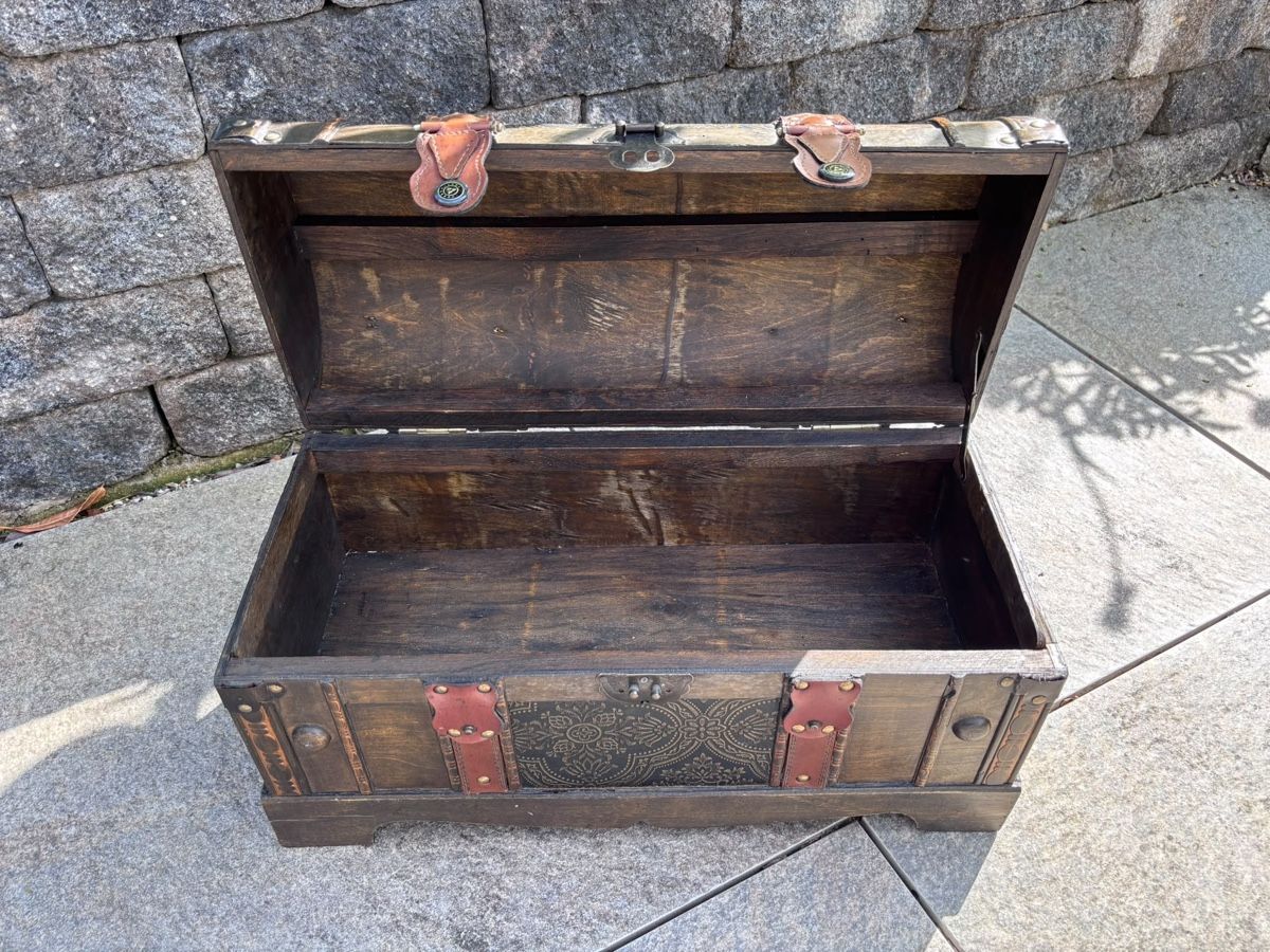Cassapanche: Schatztruhe aus Holz und Leder – Usato da Gebenstorf venduto da TheReacher 1